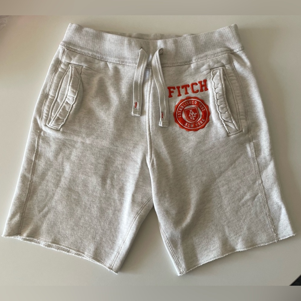 Abercrombie & Fitch men shorts